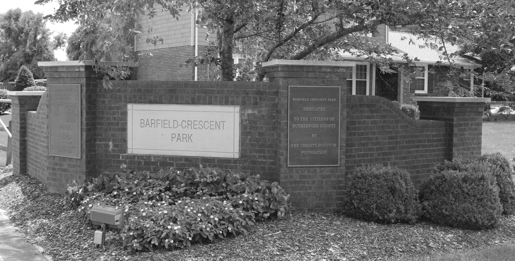 Image of a sign saying barfield park